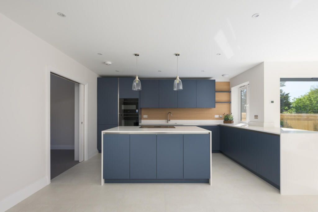 Chiltern Road, Marlow, SL7 photo 4