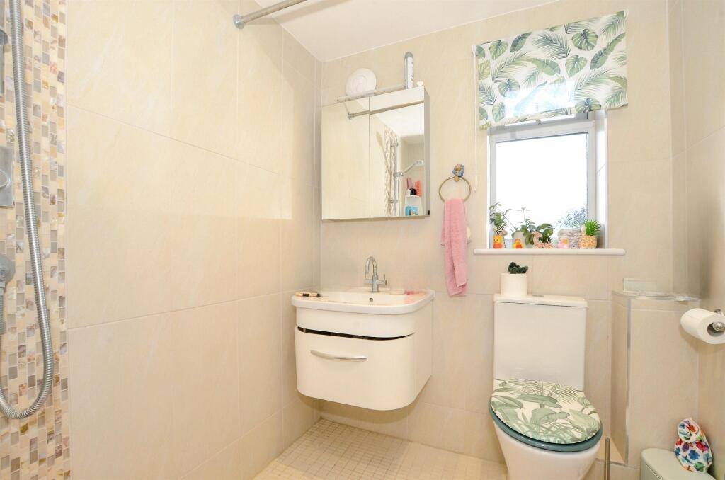 Additional image 8 of Wroxham Way, Harpenden