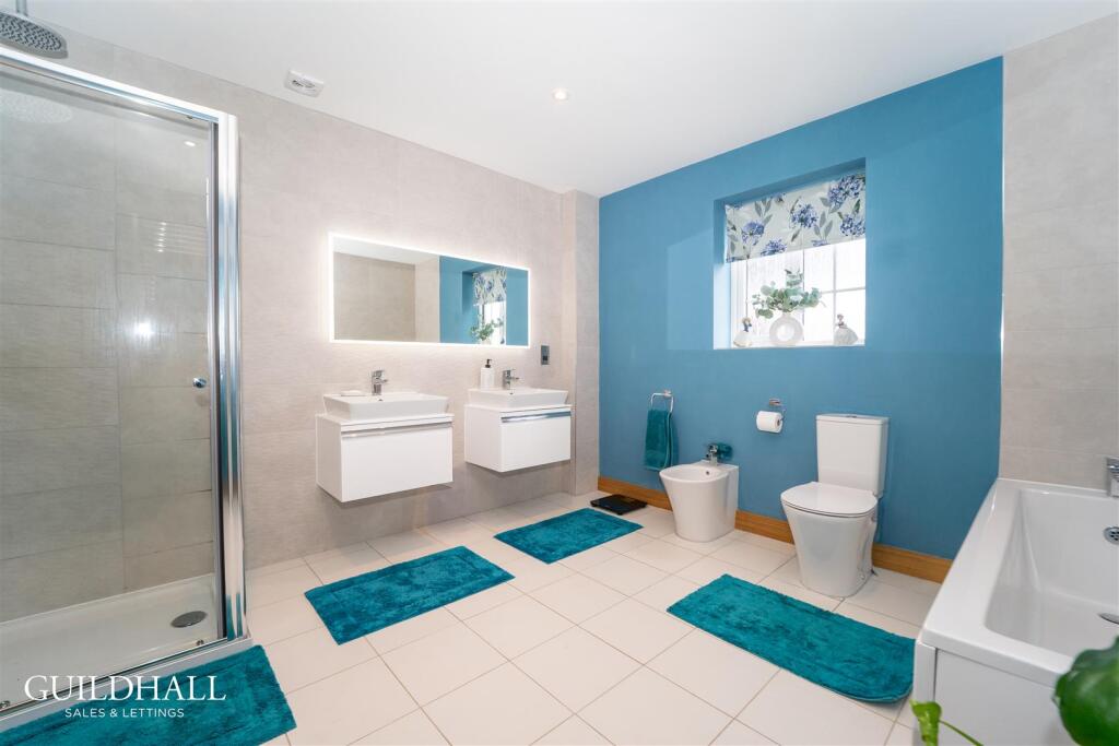 House in Preston, Grimsargh - View 4