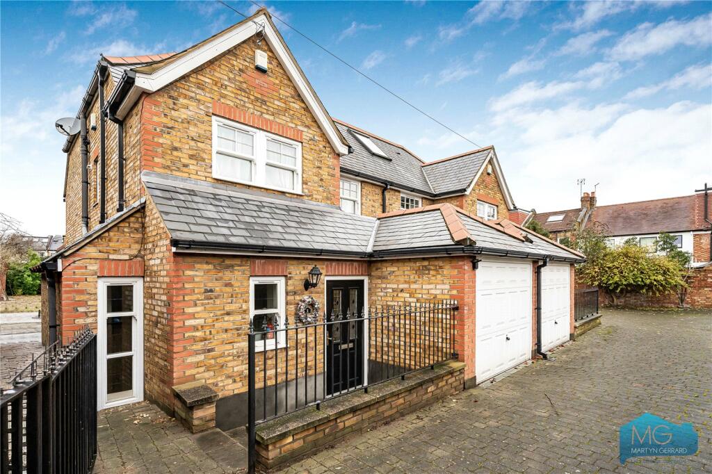 Main image of property: Towton Mews, Bounds Green, N11