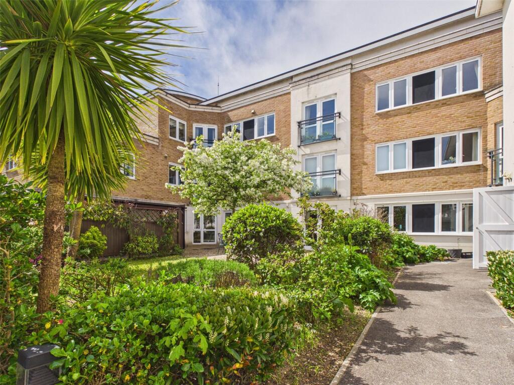 Main image of property: Highview Court, 46 Wortley Road, Highcliffe, Christchurch, BH23