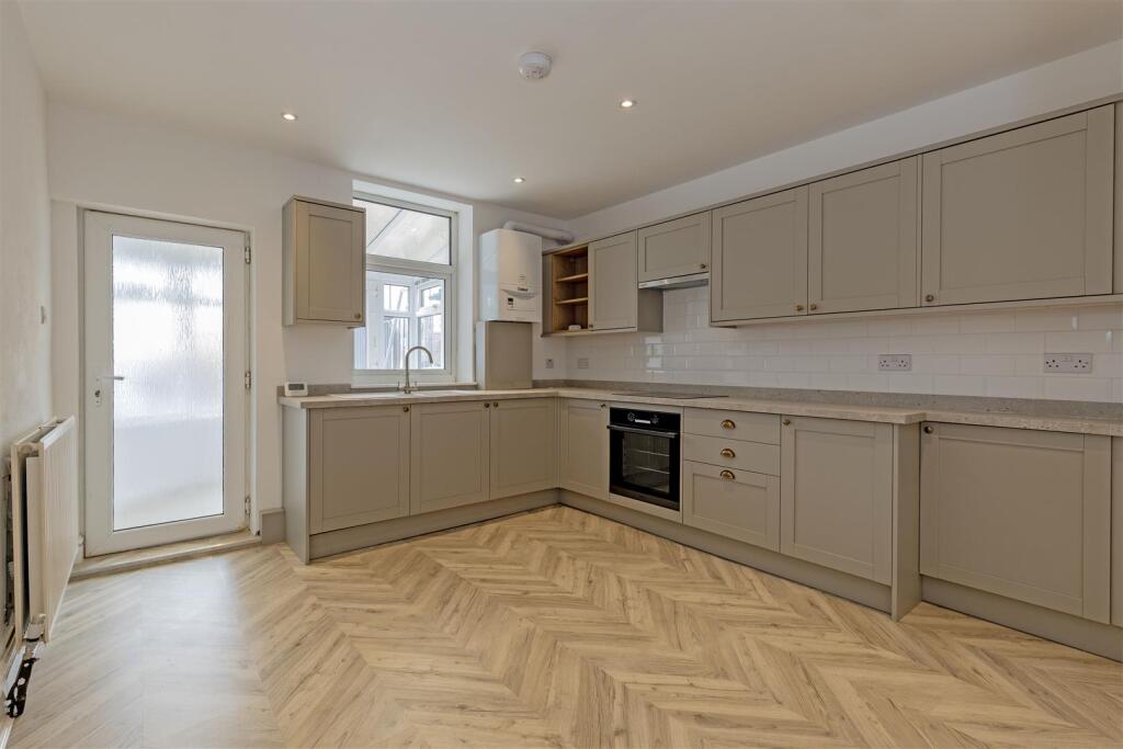 House in Sheffield - View 3