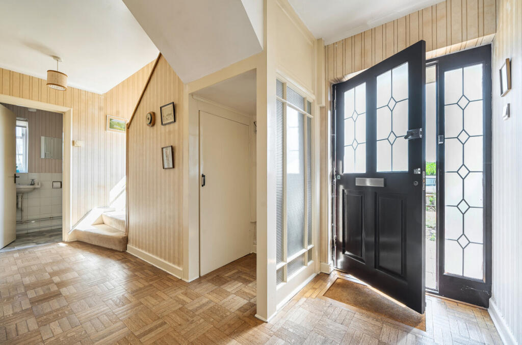 House in Chichester - View 4