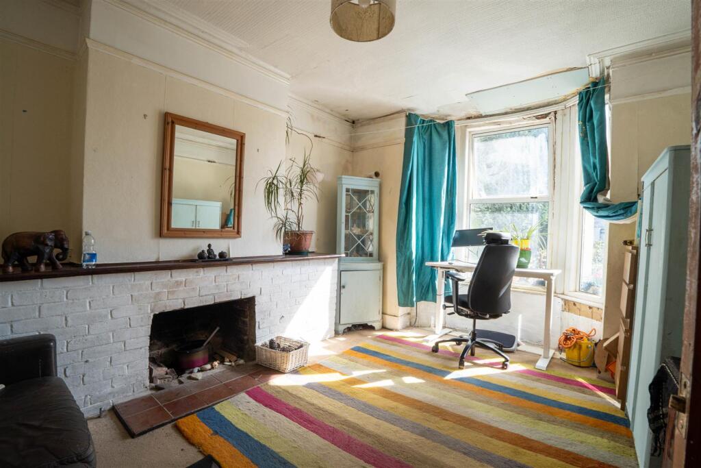 House in Hastings, Clive Vale - View 3