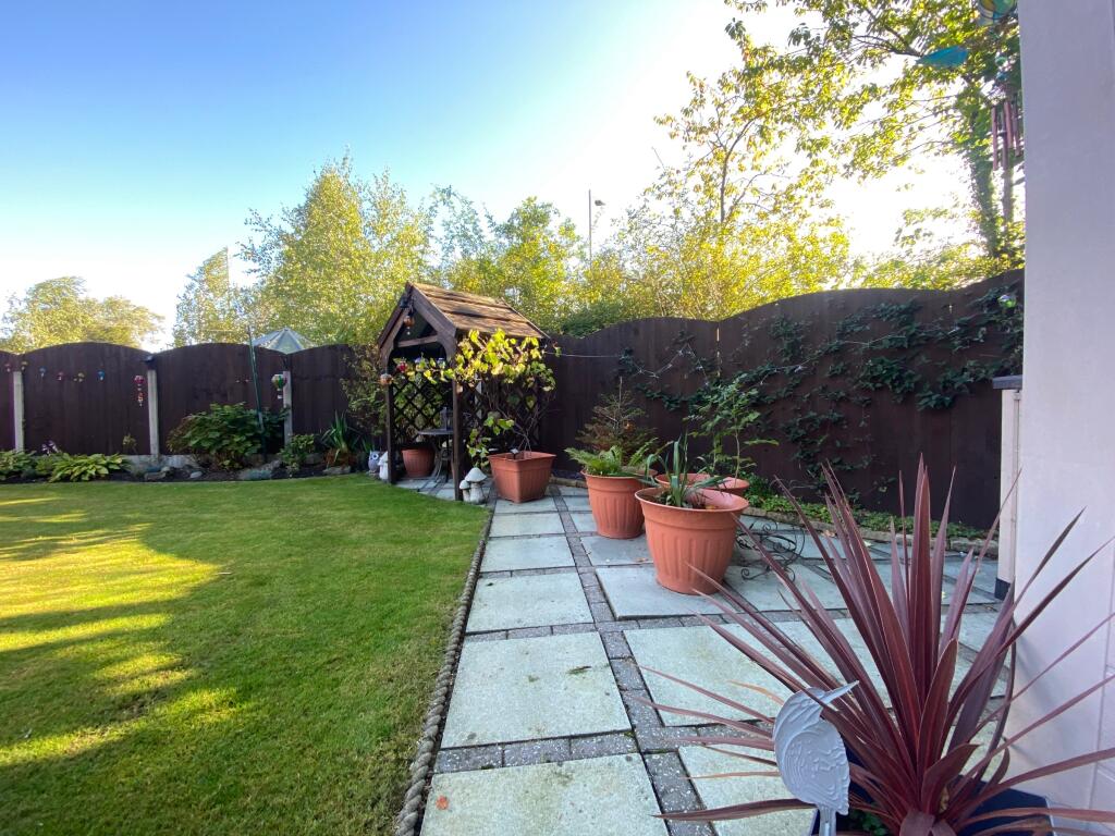 Renaissance Way, Crewe image 4