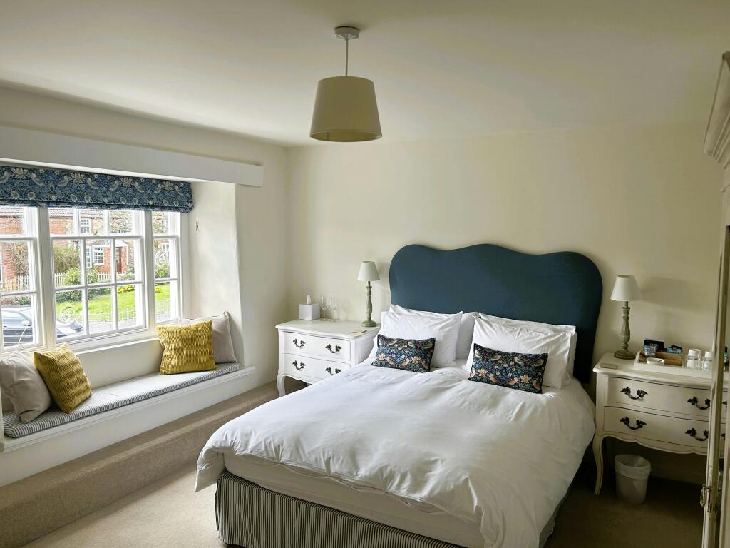 Guest Bedroom Fleet e.jpg