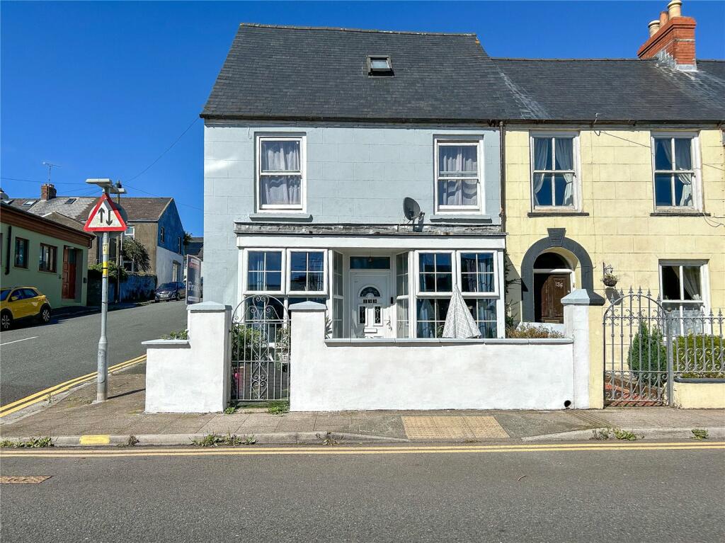 Charles Street, Milford Haven, Pembrokeshire, SA73 photo 2