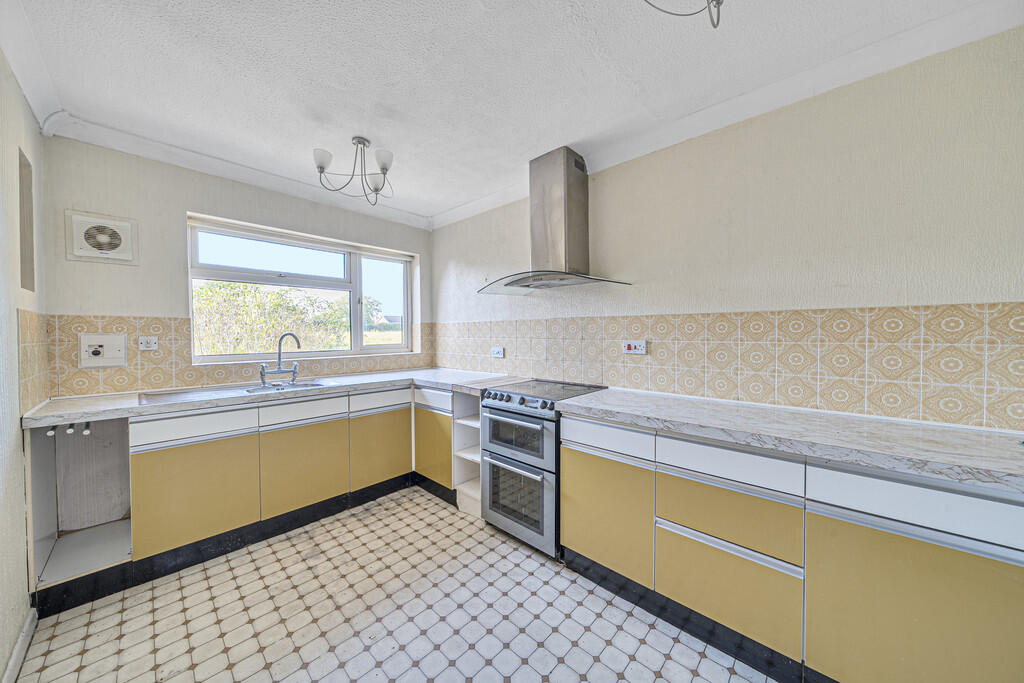 House in Malvern Hills, Broadmore Green, Rushwick - More