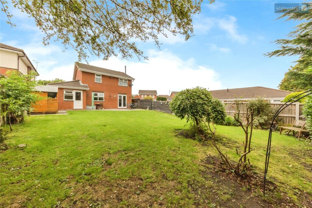 Acorn Bank Close, Crewe, Cheshire, CW2 photo 2