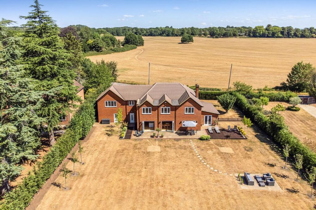 House in Maidenhead, Pinkneys Green