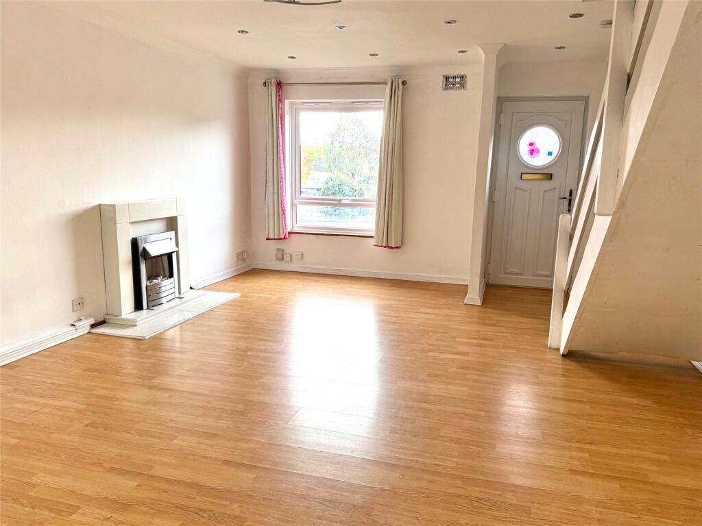Stonebridge Drive, Frome, Somerset, BA11 photo 4