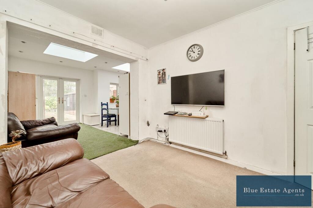 House in Twickenham - View 5