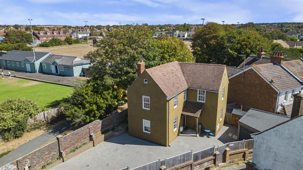House in Lewes, Seaford