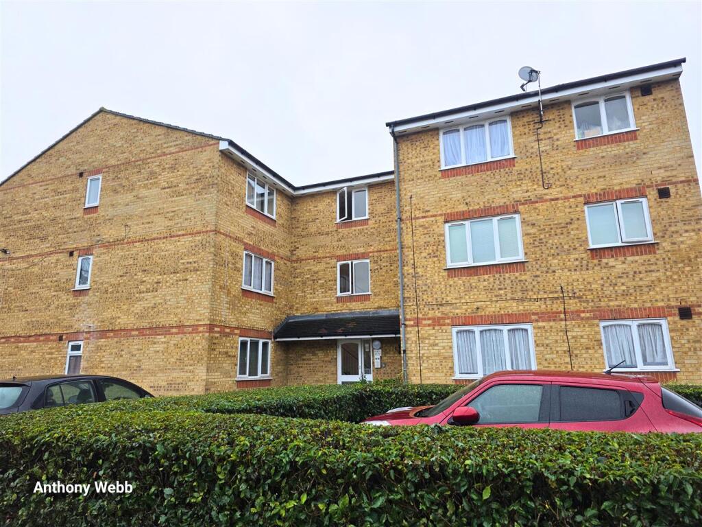 Main image of property: Milestone Close, Edmonton N9