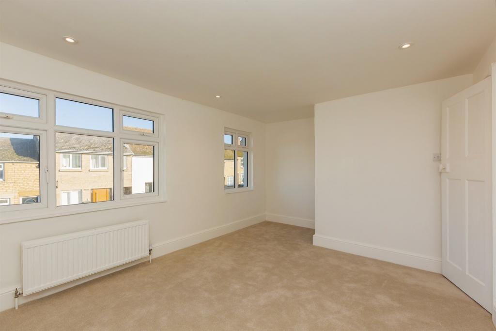 Apartment in Witney, Burwell - More