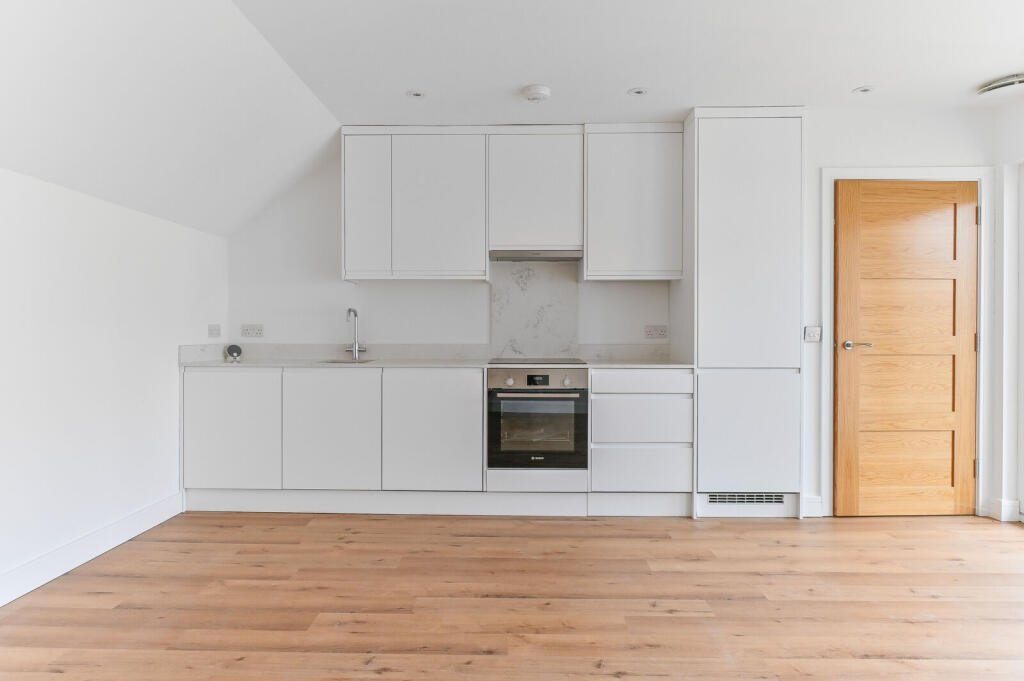 House in London - View 4