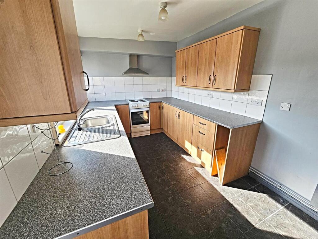 House in Cwmdare, Aberdare West - More