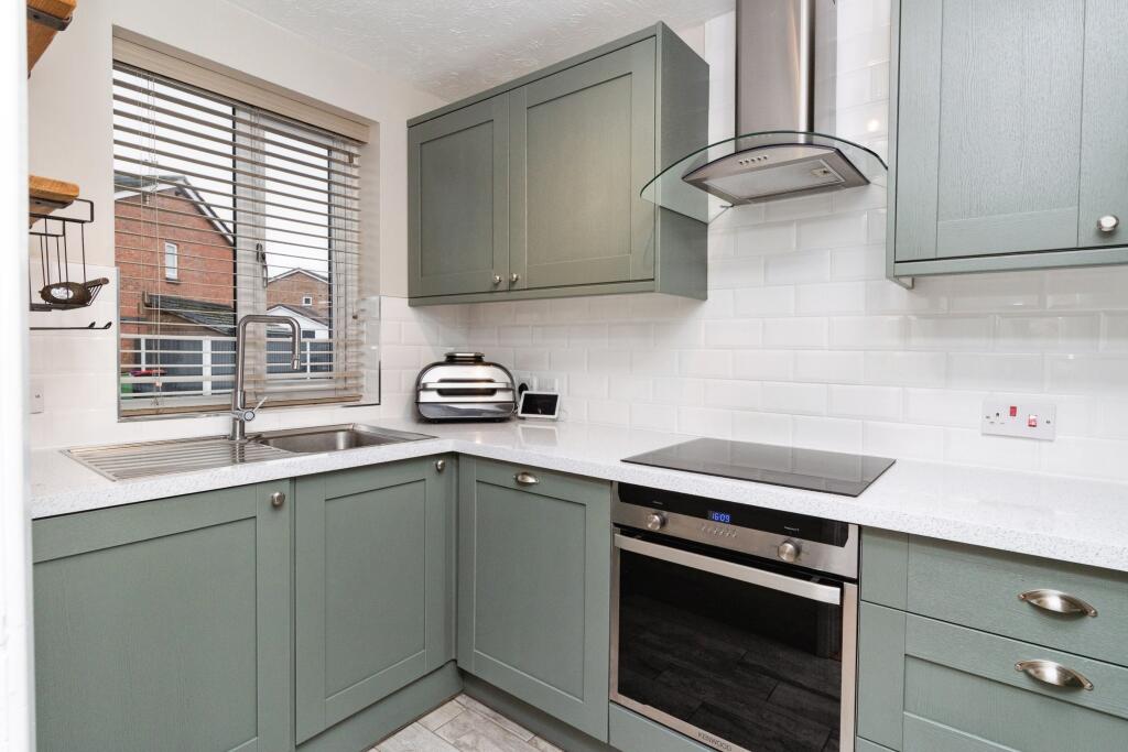 Garbett Road, Telford, TF4 photo 2