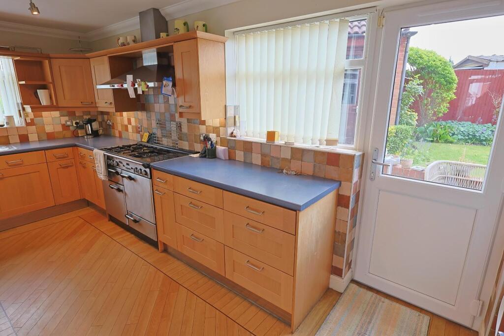 House in Coventry, Manor Farm Estate - View 4