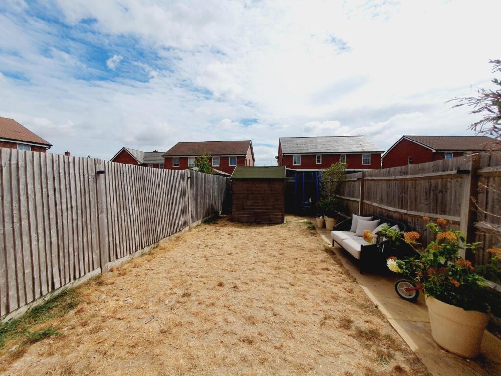 House in Portsmouth - More