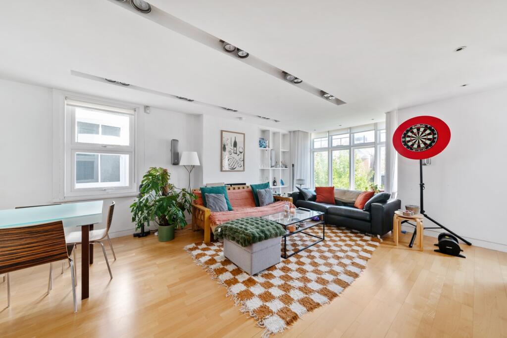 Main image of property: Rusthall Avenue, Bedford Park borders, Chiswick, W4
