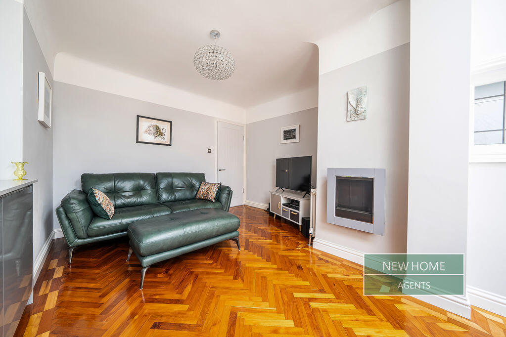 House in Portsmouth, North End - View 4