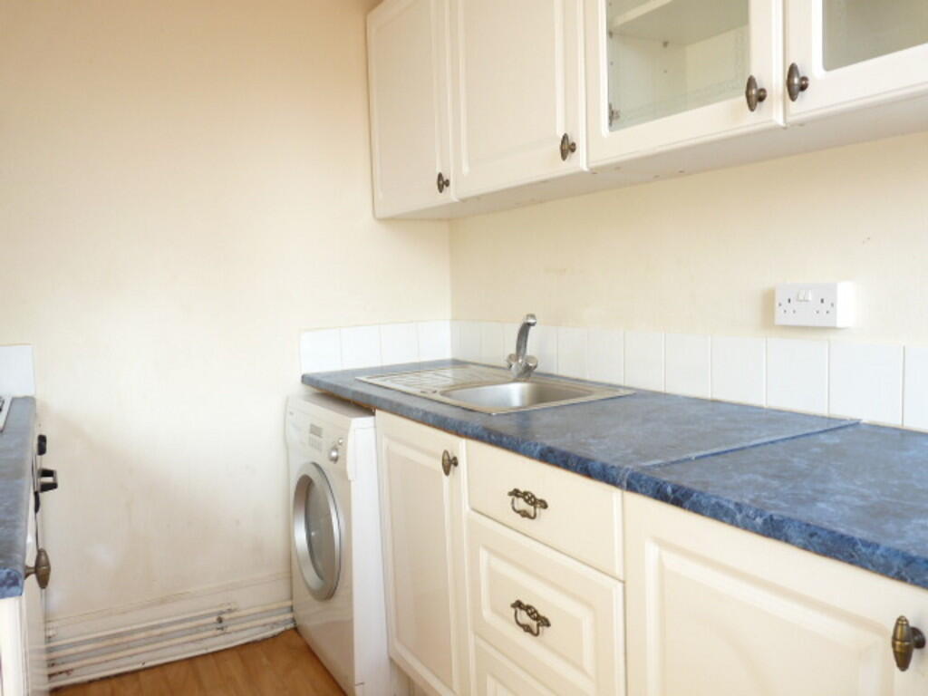Bell Lane, Blackwater photo 2