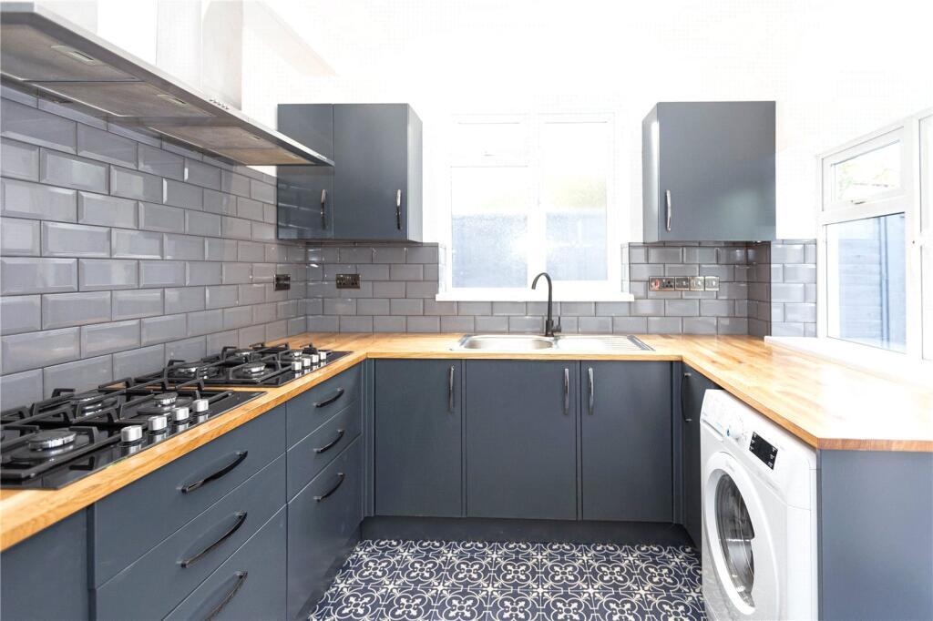 1 bedroom semi-detached house for rent