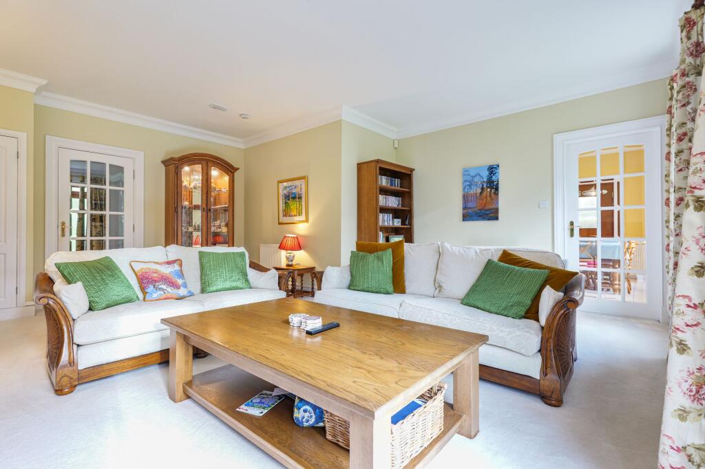 House in Edinburgh, South Lanarkshire - View 5