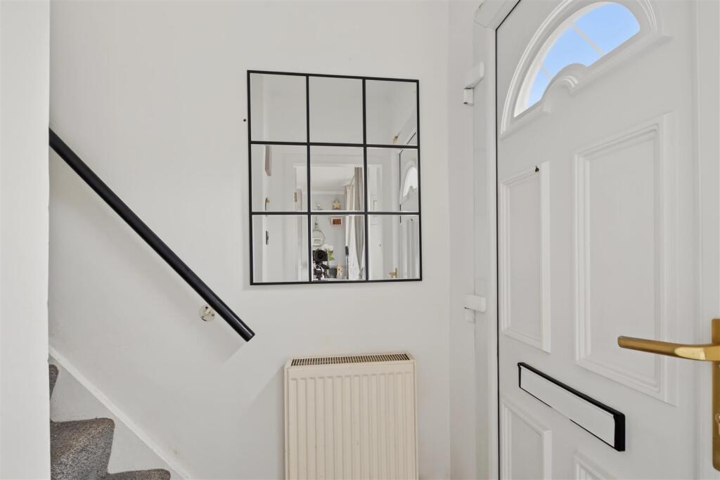 Cambridge Crescent, Stapleford, Nottingham - View 6