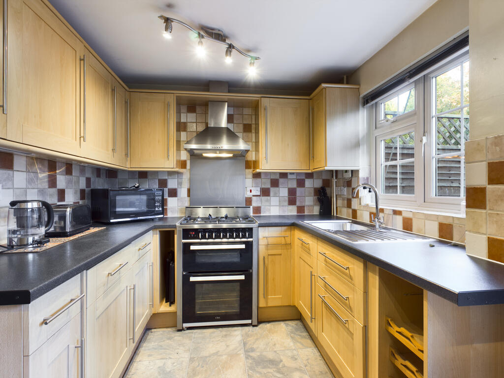 House in Basingstoke and Deane, Chineham - View 5