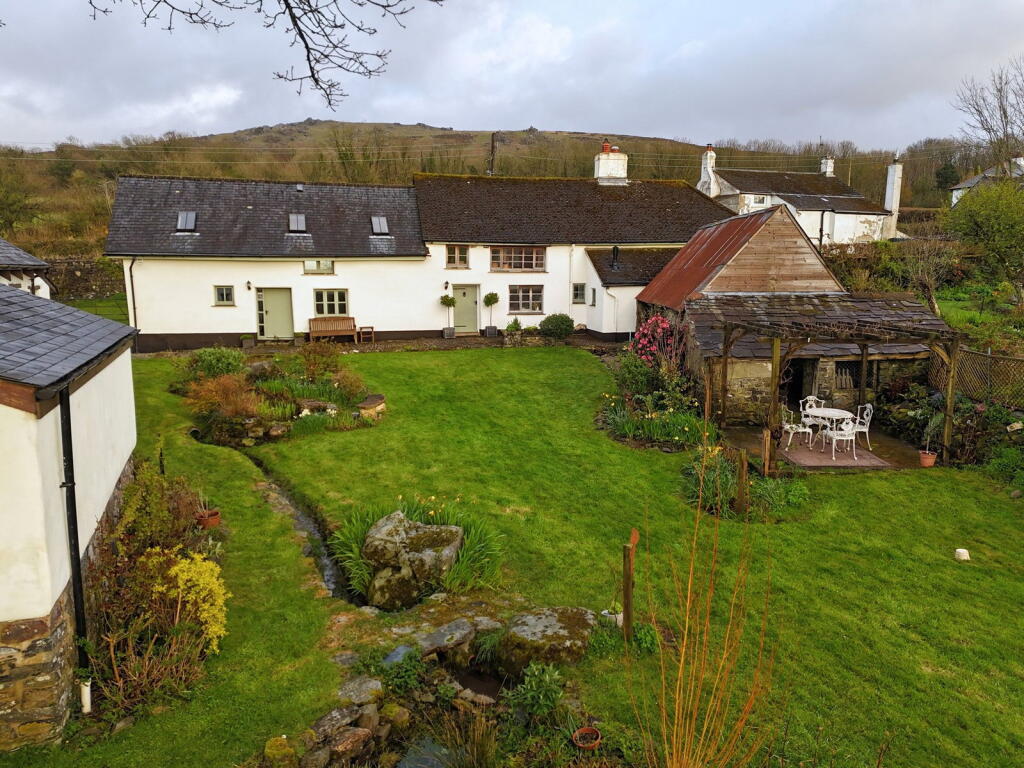 Main image of property: Okehampton, EX20 4HJ