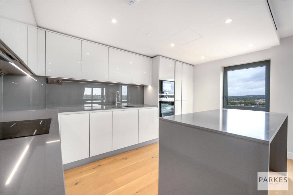 Apartment in London, Beaufort Park, Colindale - View 4