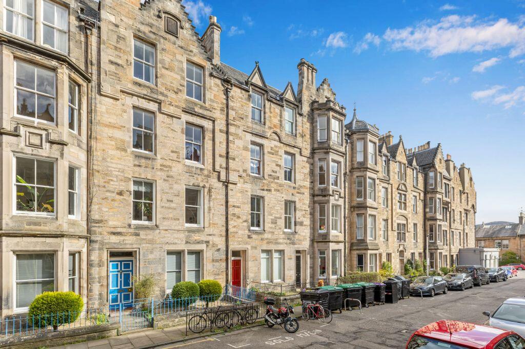Main image of property: 13/4 Roseneath Terrace, Edinburgh, EH9 1JS