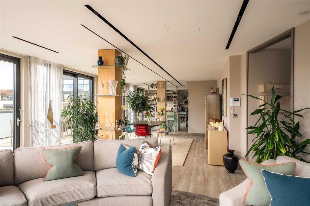 Apartment in London - View 5