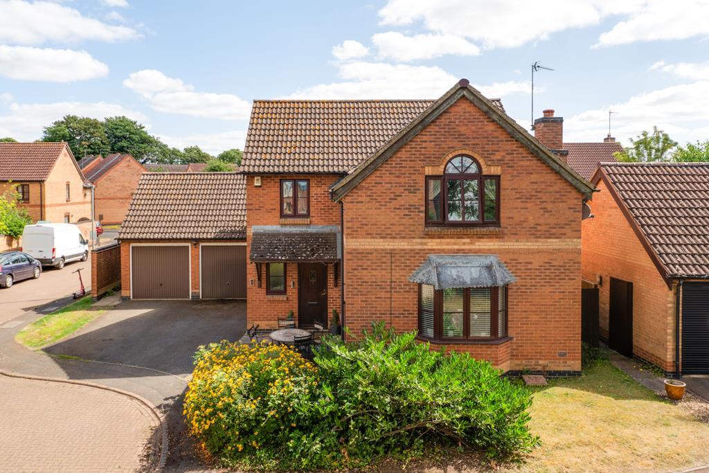 Main image of property: NN16 Langsett Close, Kettering