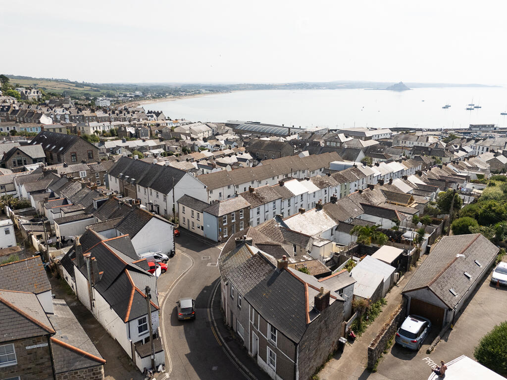 Apartment in Truro - View 2