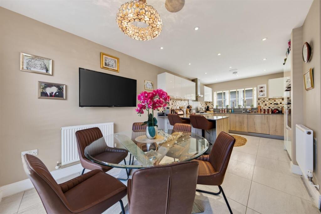 House in Stevenage - View 3