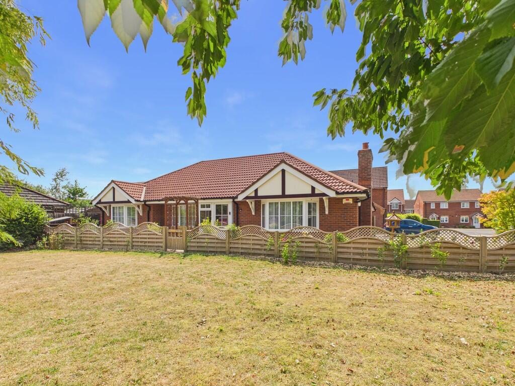 Main image of property: Kenmore Drive, Woodhall Spa