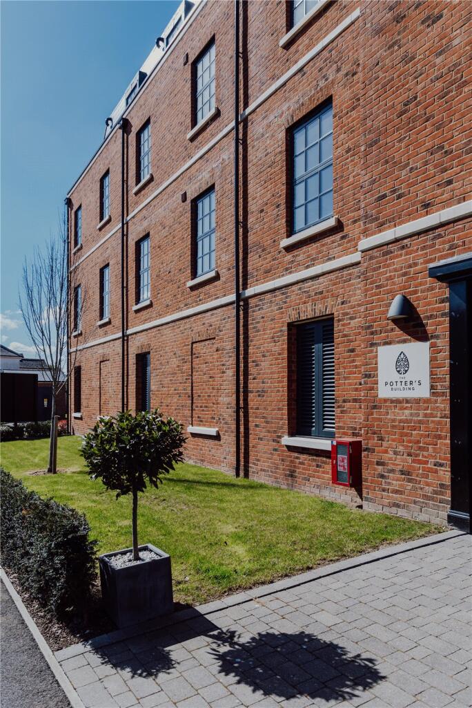 Main image of property: Potters Building, Deal, CT14