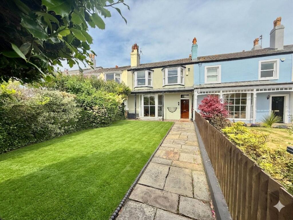 Main image of property: Marine Crescent, Waterloo, L22