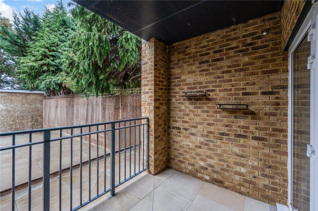 Apartment in London - View 4