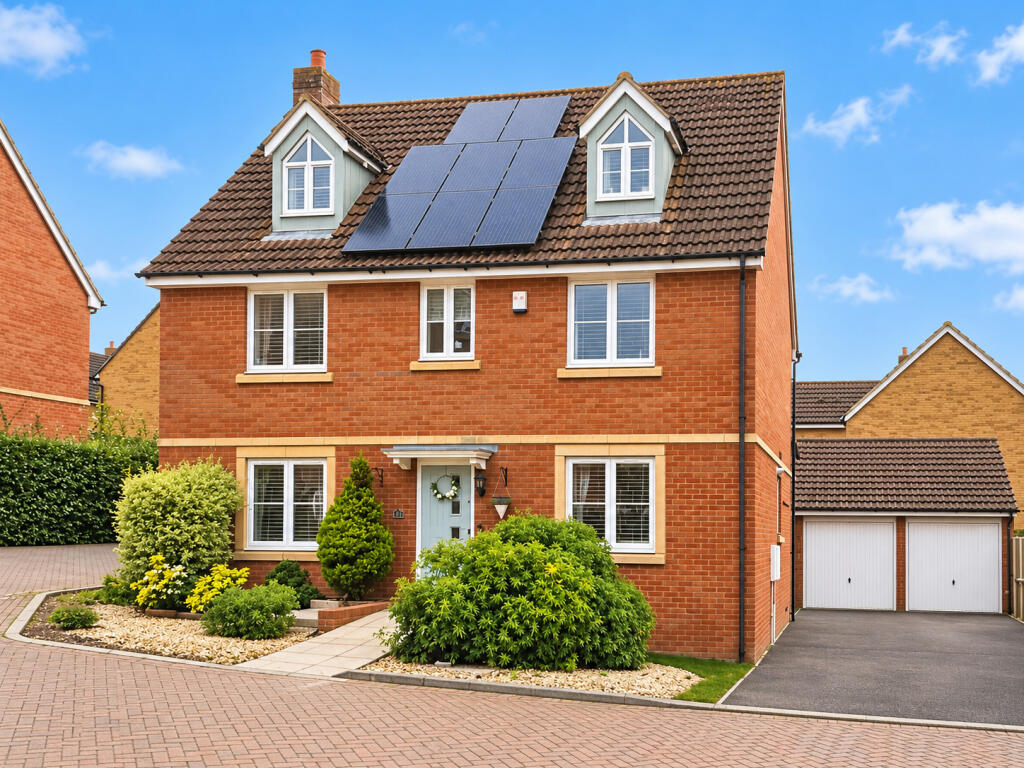 Main image of property: Loop Road, Mangotsfield, Bristol