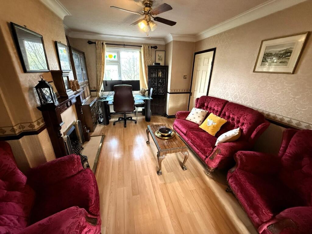 Brooks Drive, Failsworth, Manchester photo 5