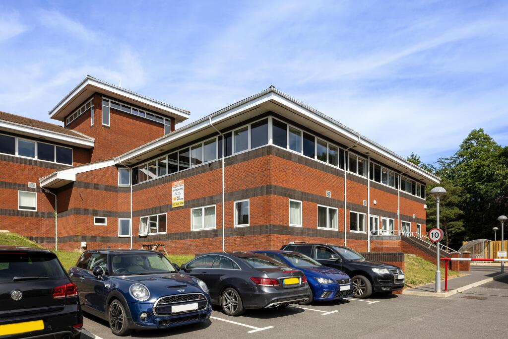 Spinnaker House First Floor External 10.jpg