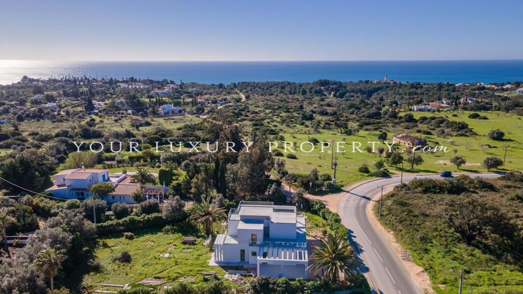 Main image of property: Algarve, Carvoeiro