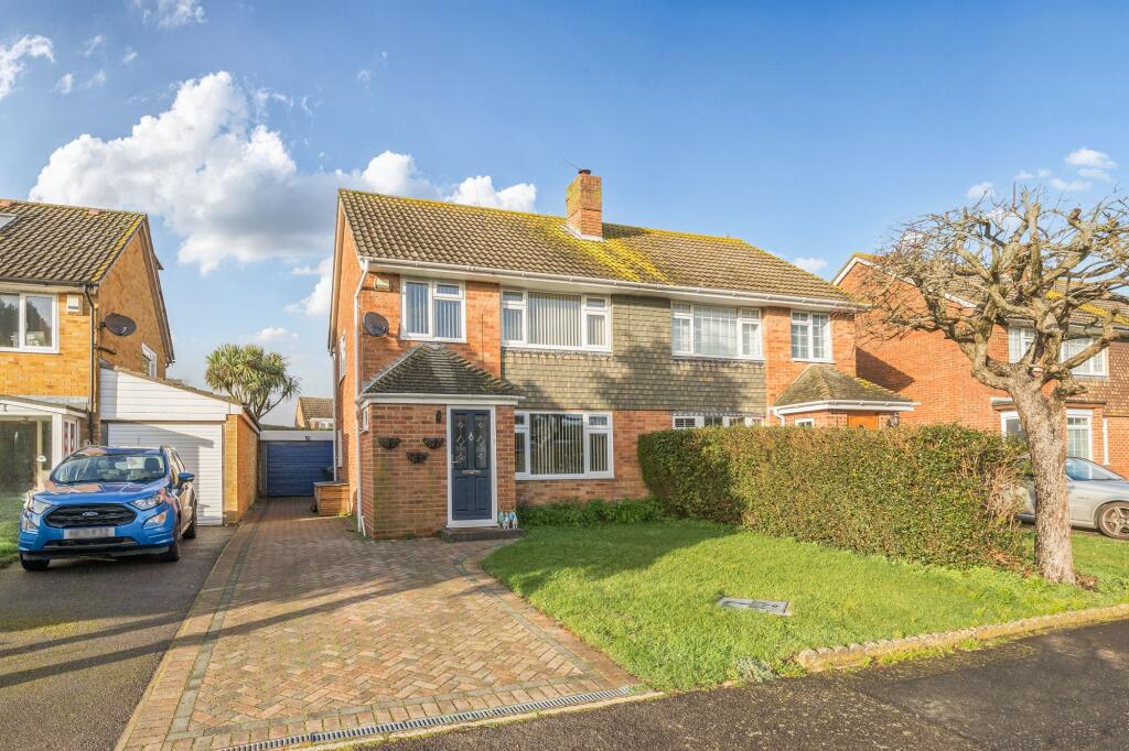 Main image of property: Glenwood Road, Emsworth, PO10