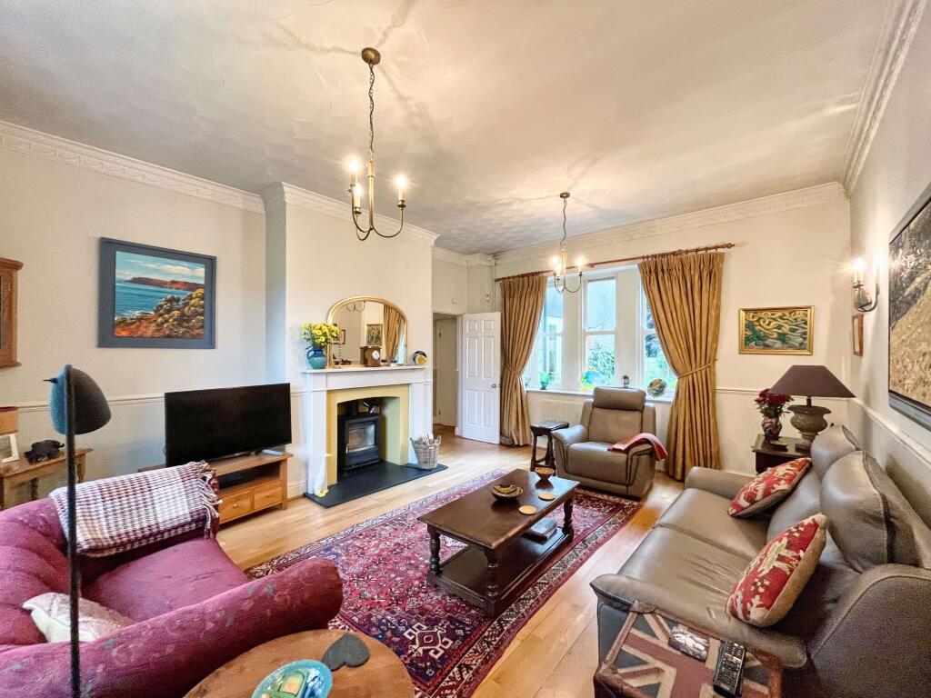 House in Bridgend - View 3