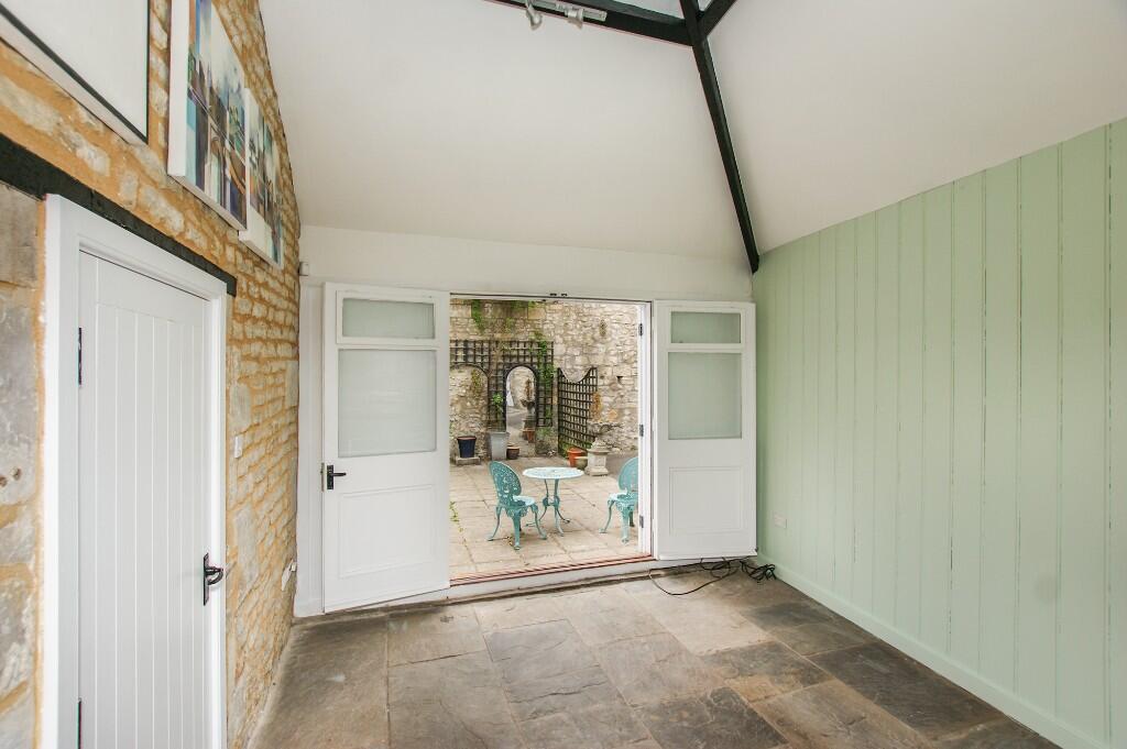 House in Bath - View 4
