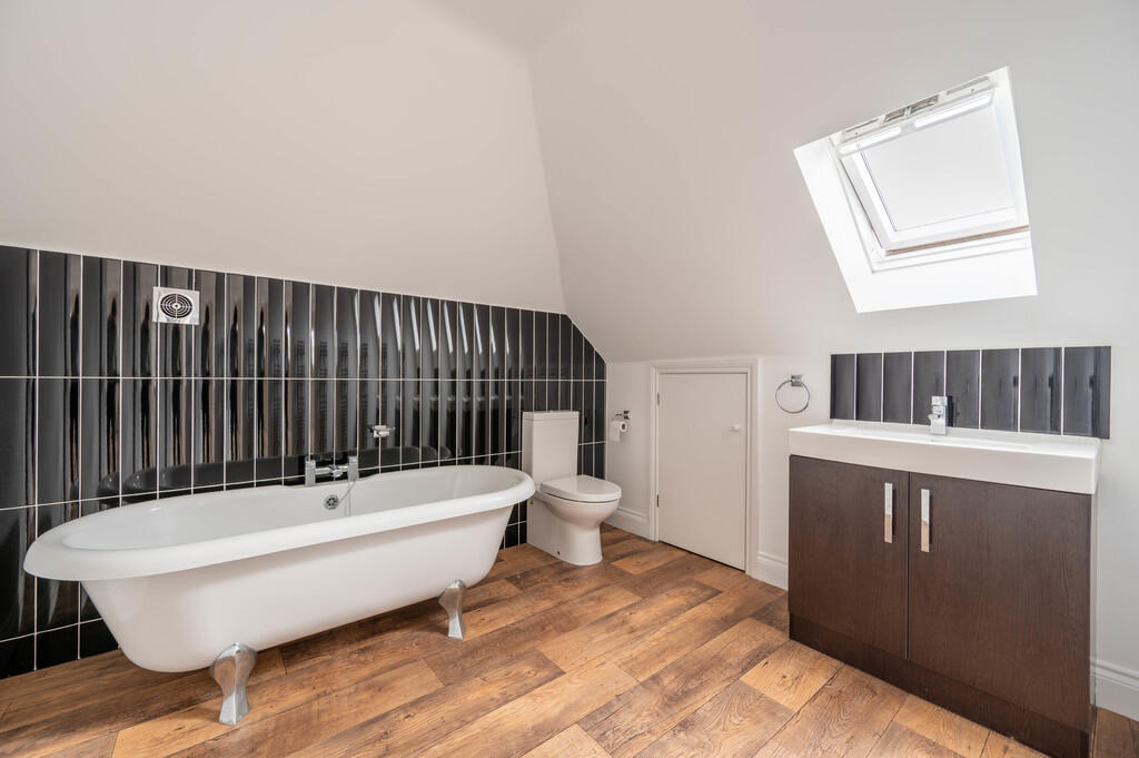 Apartment in Ipswich - View 4